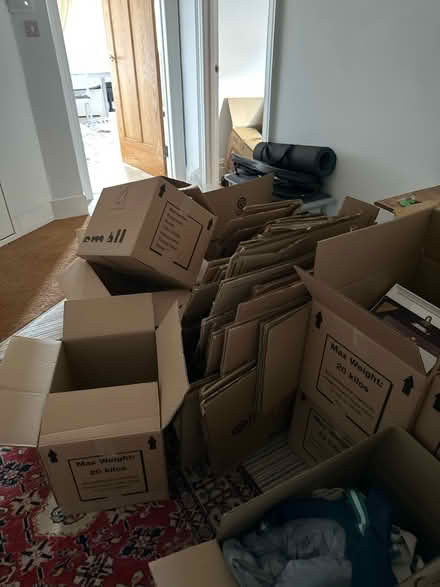 Photo of free Boxes (W42lu) #1