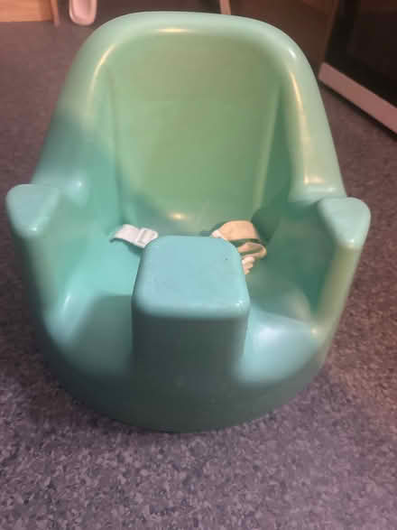 Photo of free Green bumbo seat with strap (Tanhouse WN8) #1