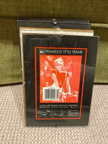 Photo of free 4x clip photo frames for size 7” x 5” (St Albans AL3) #1