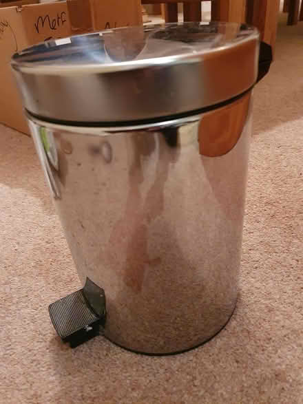 Photo of free Bathroom bin (Arnold NG5) #1