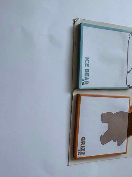 Photo of free Cute sticky notes/notepads (Hackbridge SM5) #3