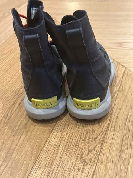 Photo of free Boys snow boots (Chelsea Green SW3) #3