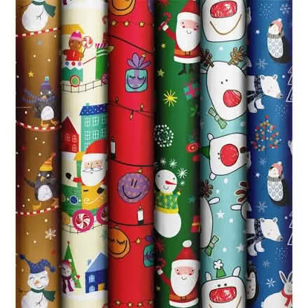 Photo of Christmas wrapping paper (West Marina TN38) #1
