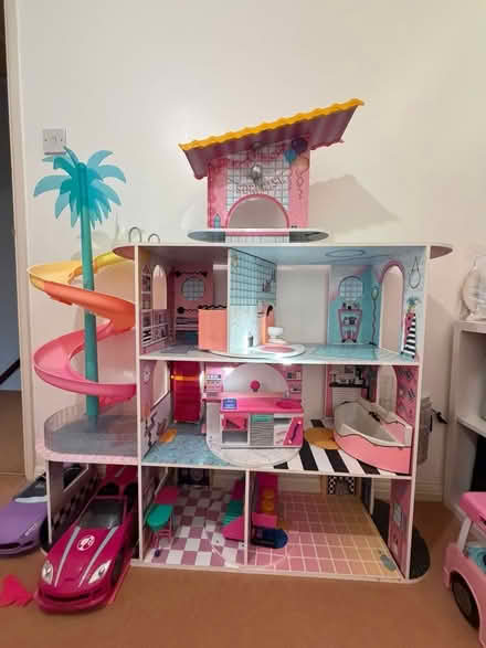 Photo of free Barbie House (SE3) #1