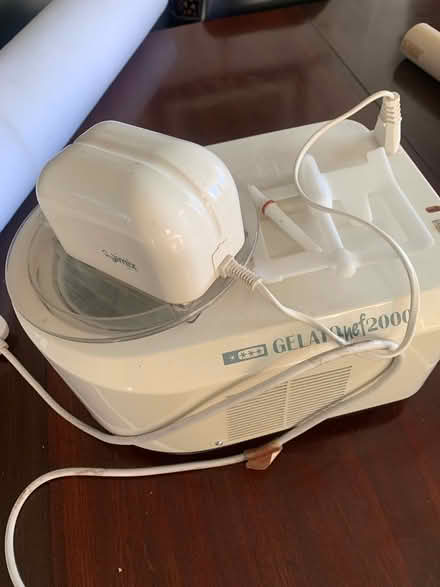 Photo of free Quality ice cream maker (Central Tunbridge wells TN1) #1