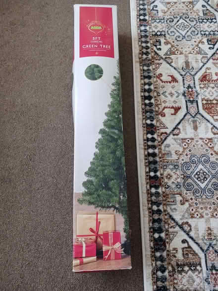 Photo of free 5ft artificial Christmas tree (Cutteslowe OX2) #1