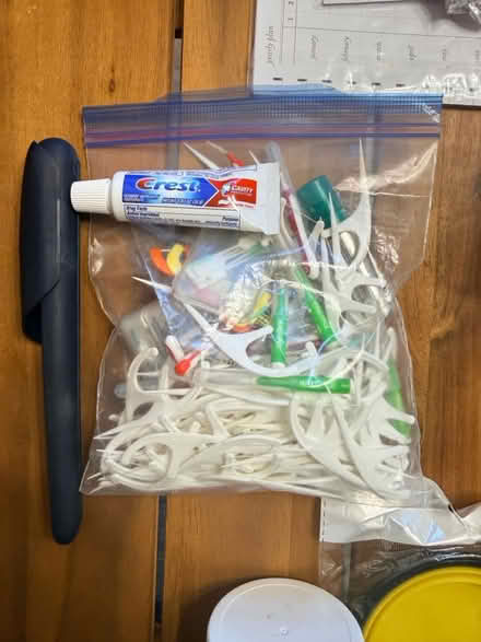 Photo of free Lots of free stuff (Johnson’s Ferry & Oak road) #4