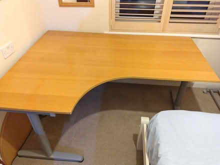 Photo of free Corner desk (Carlton Hill BN2) #3