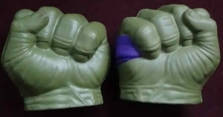 Photo of free Pair of Kids Hulk Wearable Hands (S8 Lowedges) #1