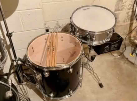 Photo of free Junior drum set (N. Stamford) #4