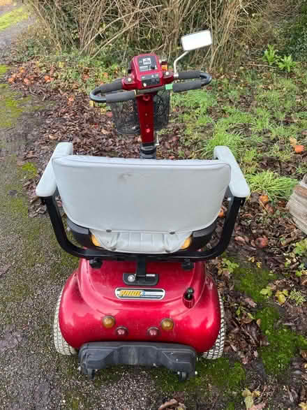 Photo of free Mobility scooter- old bit working (Charlton OX12) #2