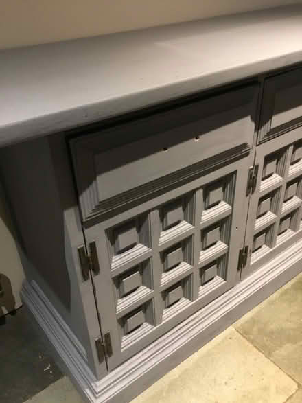 Photo of free Heavy oak sideboard recently prime painted in light grey (Glenridding CA11) #3
