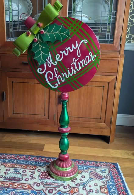 Photo of free 4' Christmas Wreath (West Kingston) #2