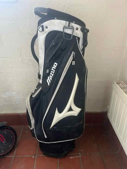 Photo of free Mizuno golf bag (BB3) #1