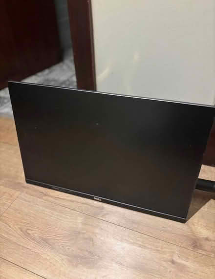 Photo of free Dell Monitor and atand (Lewisham SE13) #1
