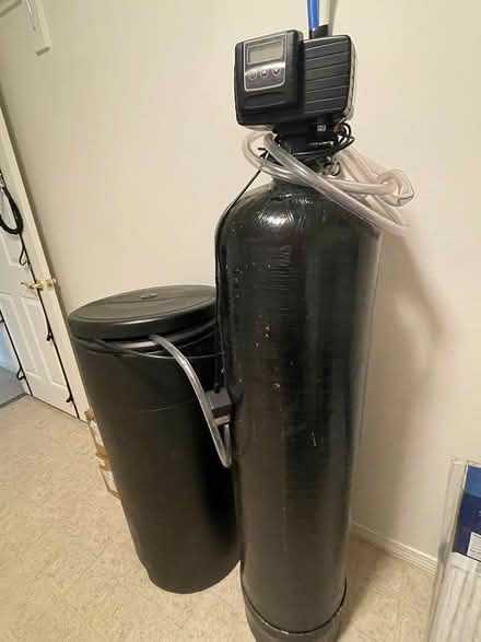Photo of free Gas Dryer, Water Softener Sys (Close to Elks Lodge) #4