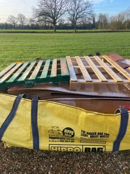 Photo of free 5 wooden Pallettes (Hopgrove lane north yor32 9TF) #2