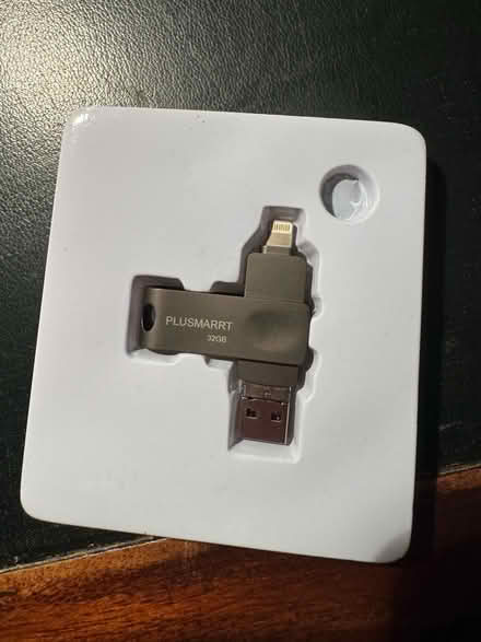 Photo of free 32GB flash drive lightning/USB A (Upton CH2) #1
