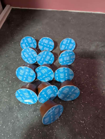 Photo of free dolce gusto machine with pods (Hyde SK14) #3