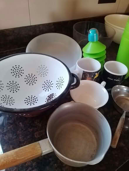 Photo of free Kitchenware assorted (South Woodford E18) #1