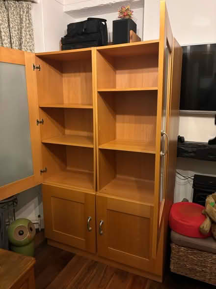 Photo of free Cabinet with glass door (Barnet EN5) #2