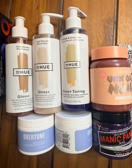 Photo of free Lots of free stuff (Johnson’s Ferry & Oak road) #1