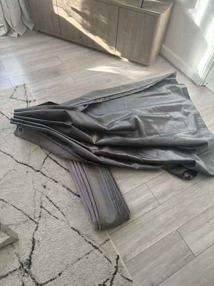 Photo of free Curtains (SE25 6) #1
