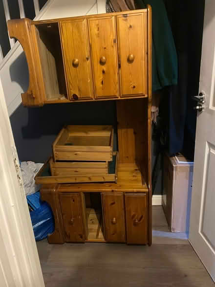Photo of free solid wooden desk with drawers (Wallington SM6) #1