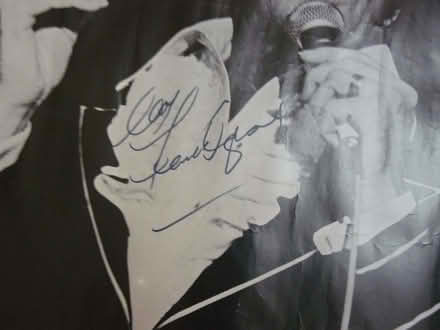 Photo of free 1981 signed Frankie Vaughan poster 75cm x 50cm (Kempsey WR5) #2