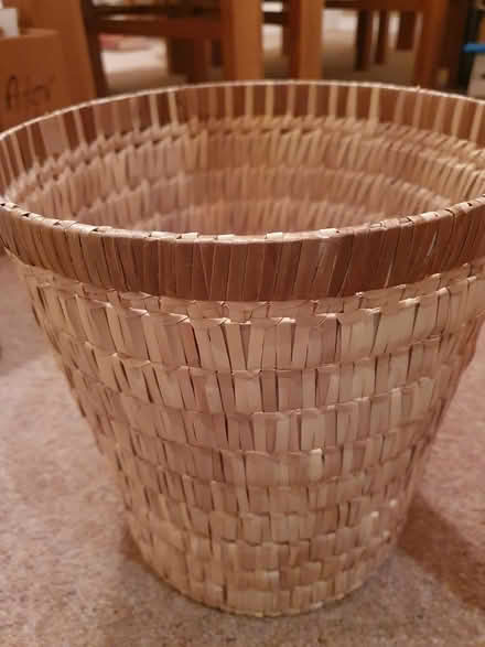 Photo of free Litter bin (Arnold NG5) #1