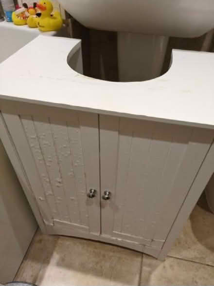 Photo of free Under sink cupboard and unit. (Kempston MK42) #1