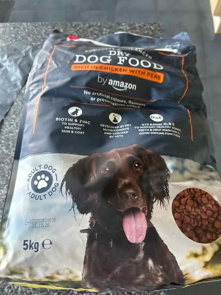 Photo of free Dry complete dog food (Walsall WS4) #1