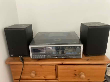 Photo of free Vinyl Player with speakers (OX1 South Oxford) #1