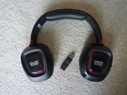 Photo of free Computer Headphones (Wokingham RG40) #2