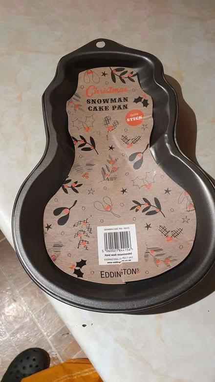 Photo of free Snowman cake pan (Odd Down) #2