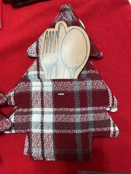 Photo of free Christmas Tree tableware (Deaconsbank G77) #2