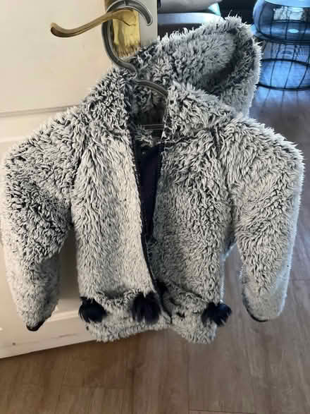 Photo of free Girls warm jacket (CR2) #1