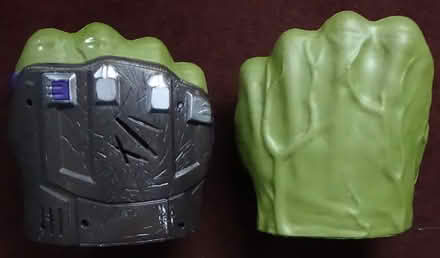 Photo of free Pair of Kids Hulk Wearable Hands (S8 Lowedges) #2