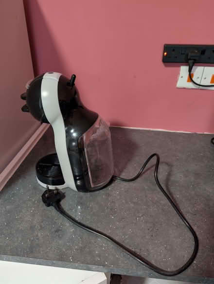 Photo of free dolce gusto machine with pods (Hyde SK14) #2