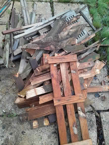 Photo of free scrap wood (Smiths Estate OX28) #1