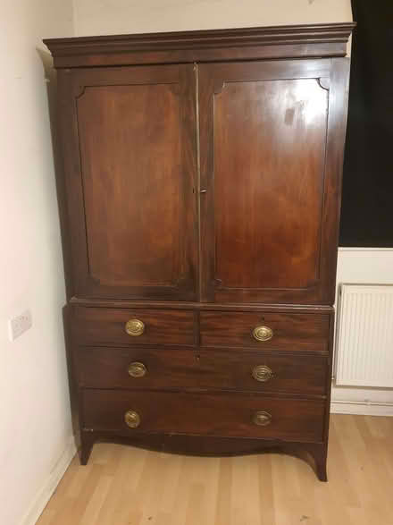 Photo of free Wardrobe (Upper Holloway N19) #1