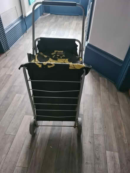 Photo of free 4 wheel trolley (CH45) #2