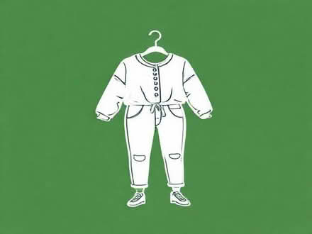 Photo of free ladies clothing sizes 18 to 24 (Moor Allerton LS17) #1