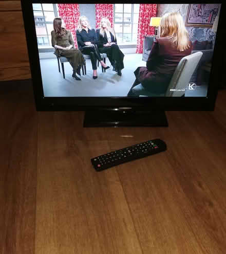 Photo of free 22 inch Tv/Dvd player (Bishopbriggs G64) #1