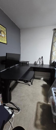 Photo of free Large corner desk - reversible. Pc gaming (Caterham on the Hill CR5) #3