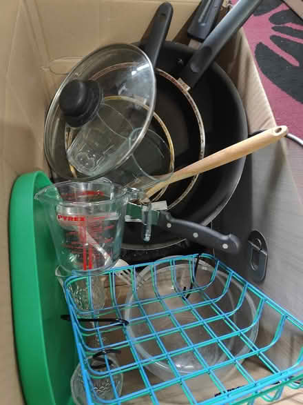 Photo of free stuff kitchen and plates (E78PD) #3