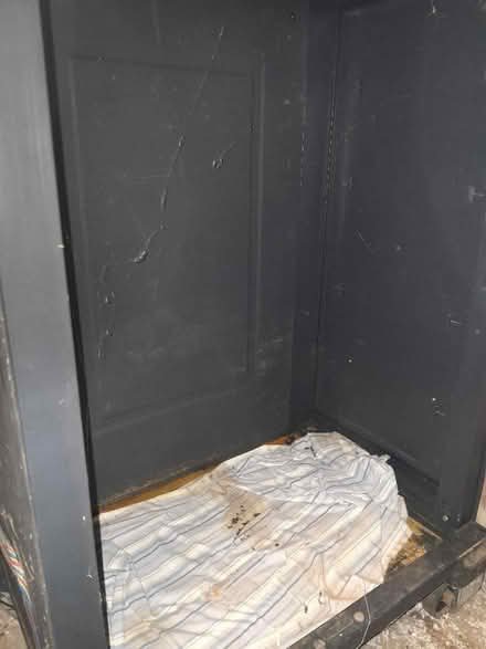 Photo of free Garage storage unit (Smiths Estate OX28) #2