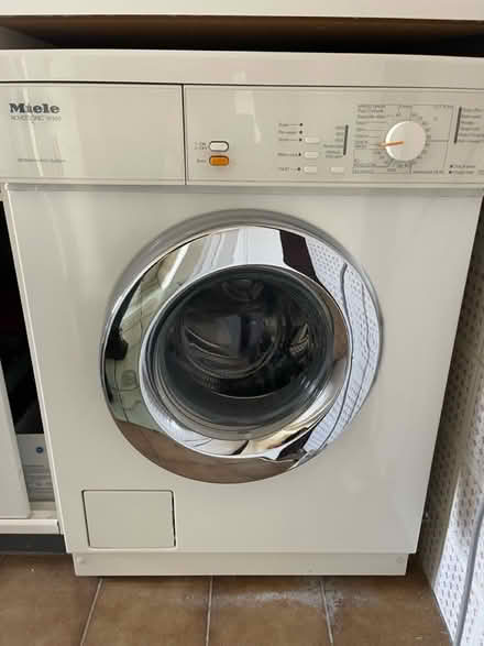 Photo of free Miele Washing Machine (Walton on Thames KT12) #1