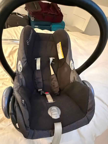Photo of free Cybex booster seat, MaxiCosi Pebble (W8 Kensington) #4