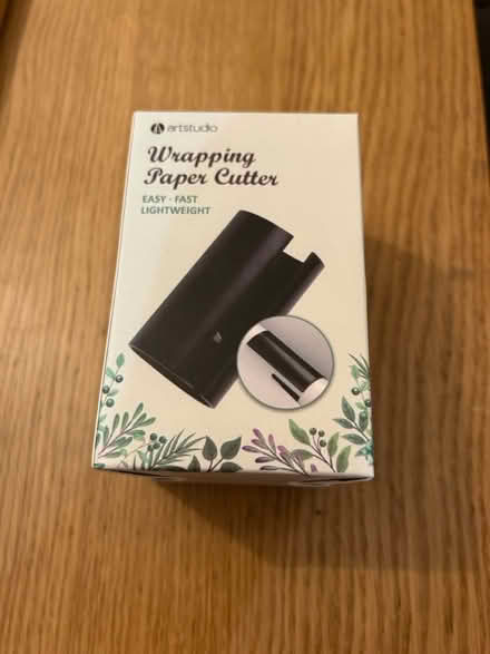 Photo of free Wrapping paper cutter (Jennetts park RG12) #1